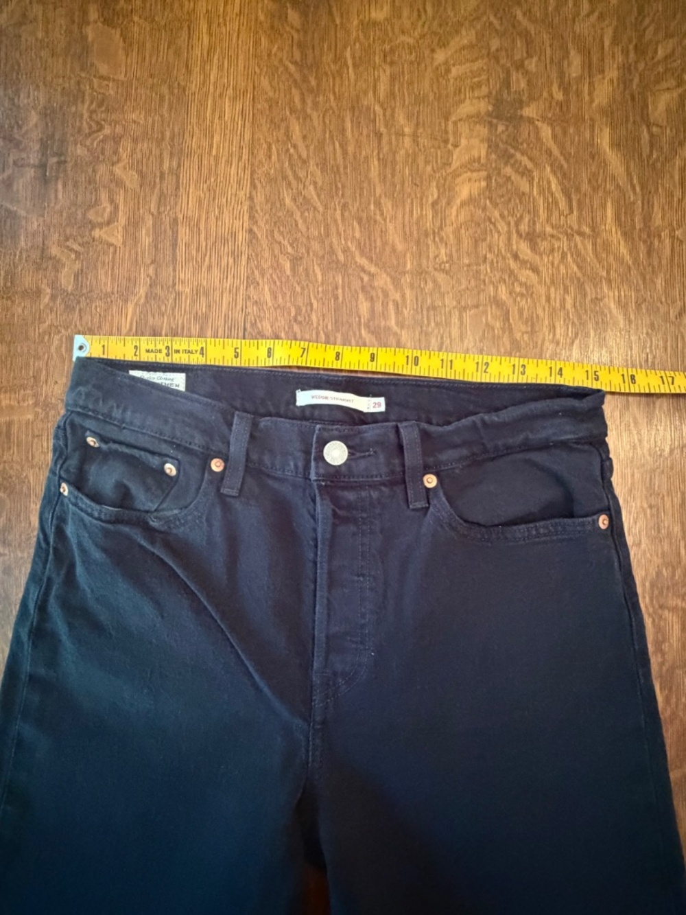 Levi's Premium Wedgie Straight Jeans – Women's Size 29 – Black - Picture 5 of 14